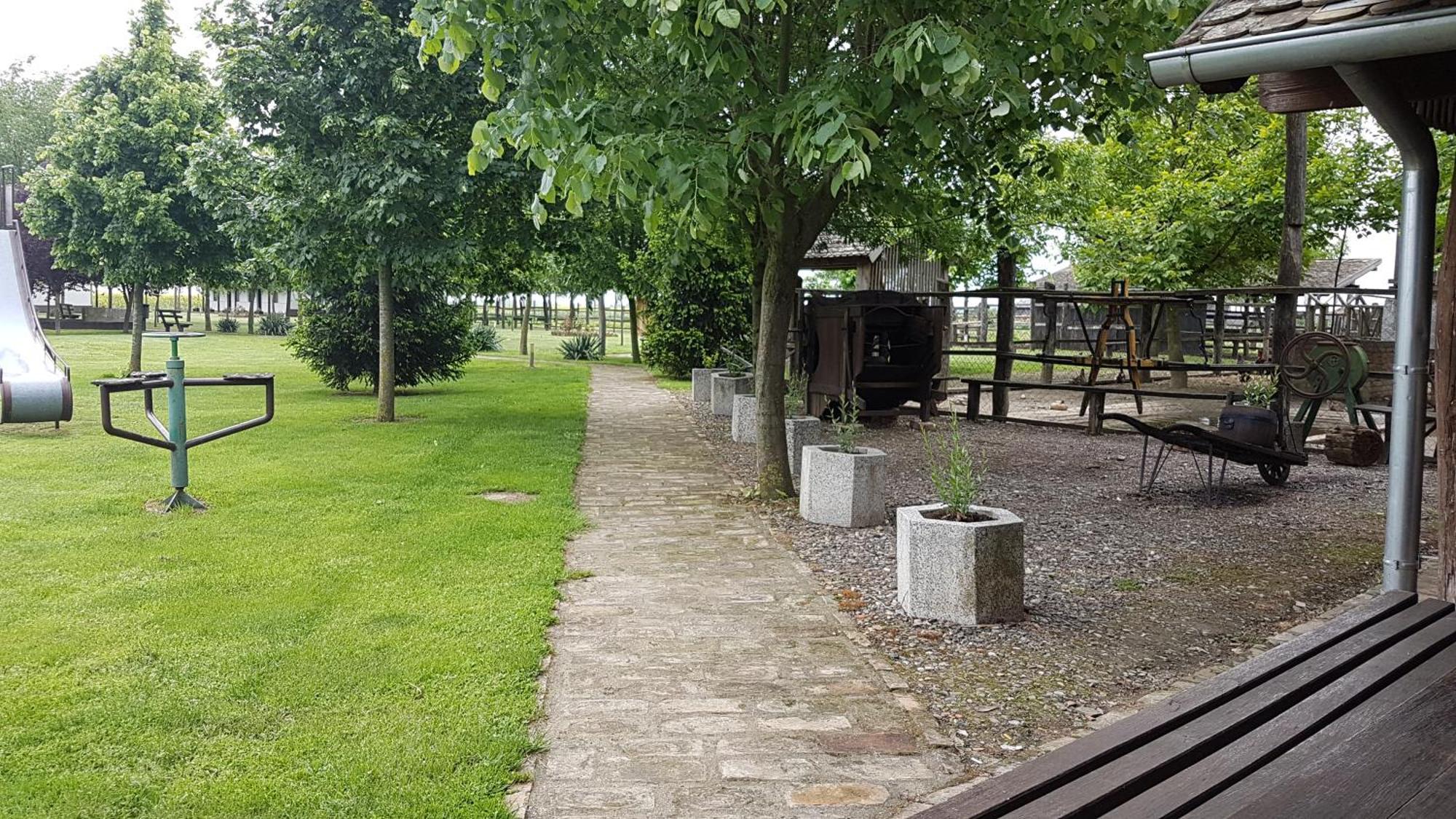 Acin Salas Tordinci Exterior photo