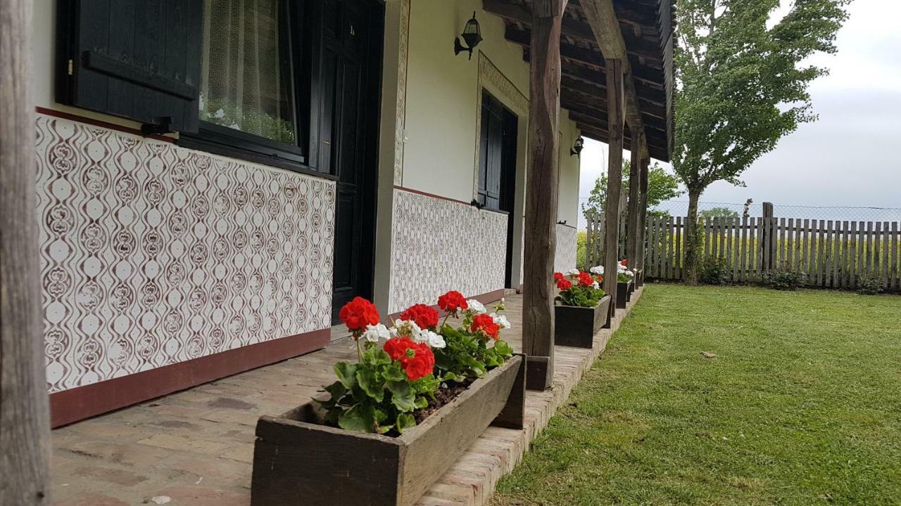 Acin Salas Tordinci Exterior photo