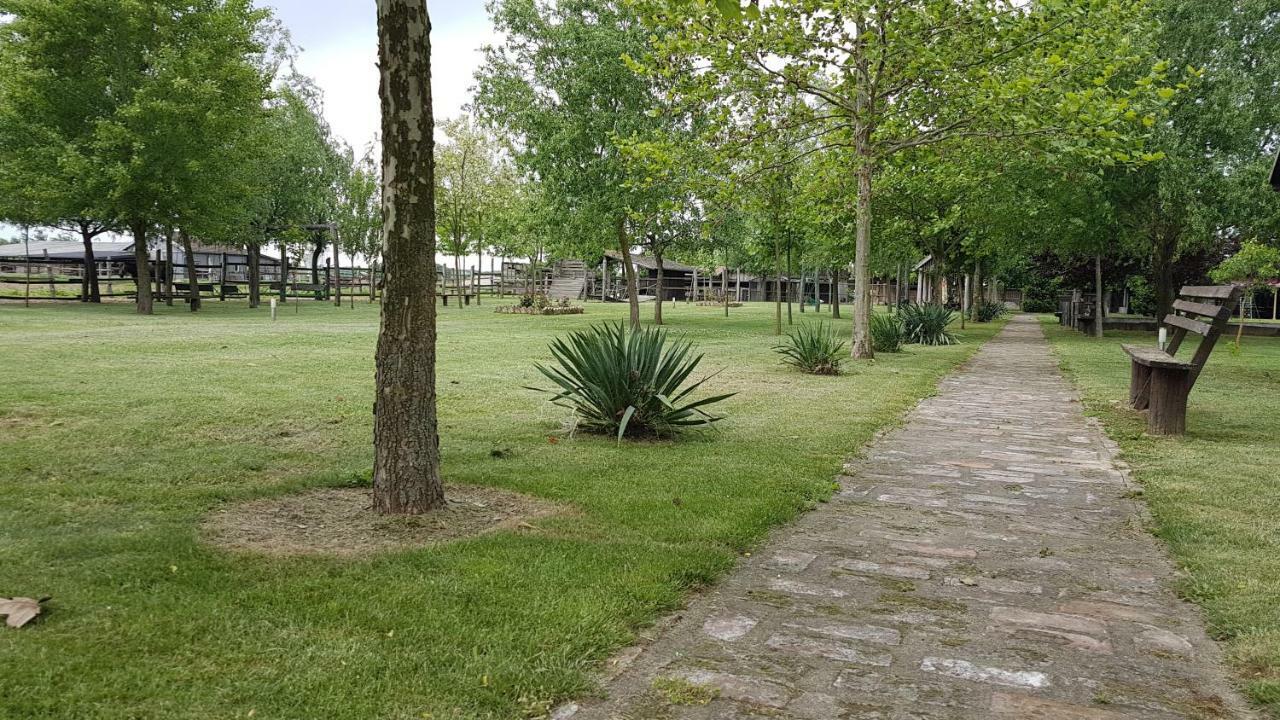 Acin Salas Tordinci Exterior photo